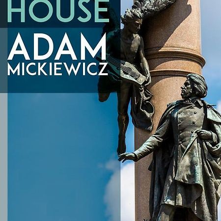Guest House Adam Mickiewicz リヴィウ エクステリア 写真